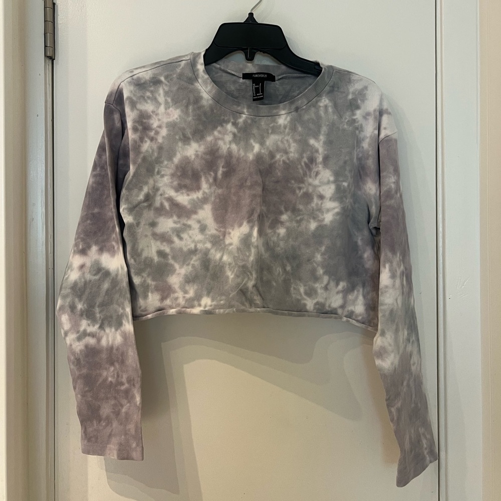 Forever 21 long sleeve tie dye tee